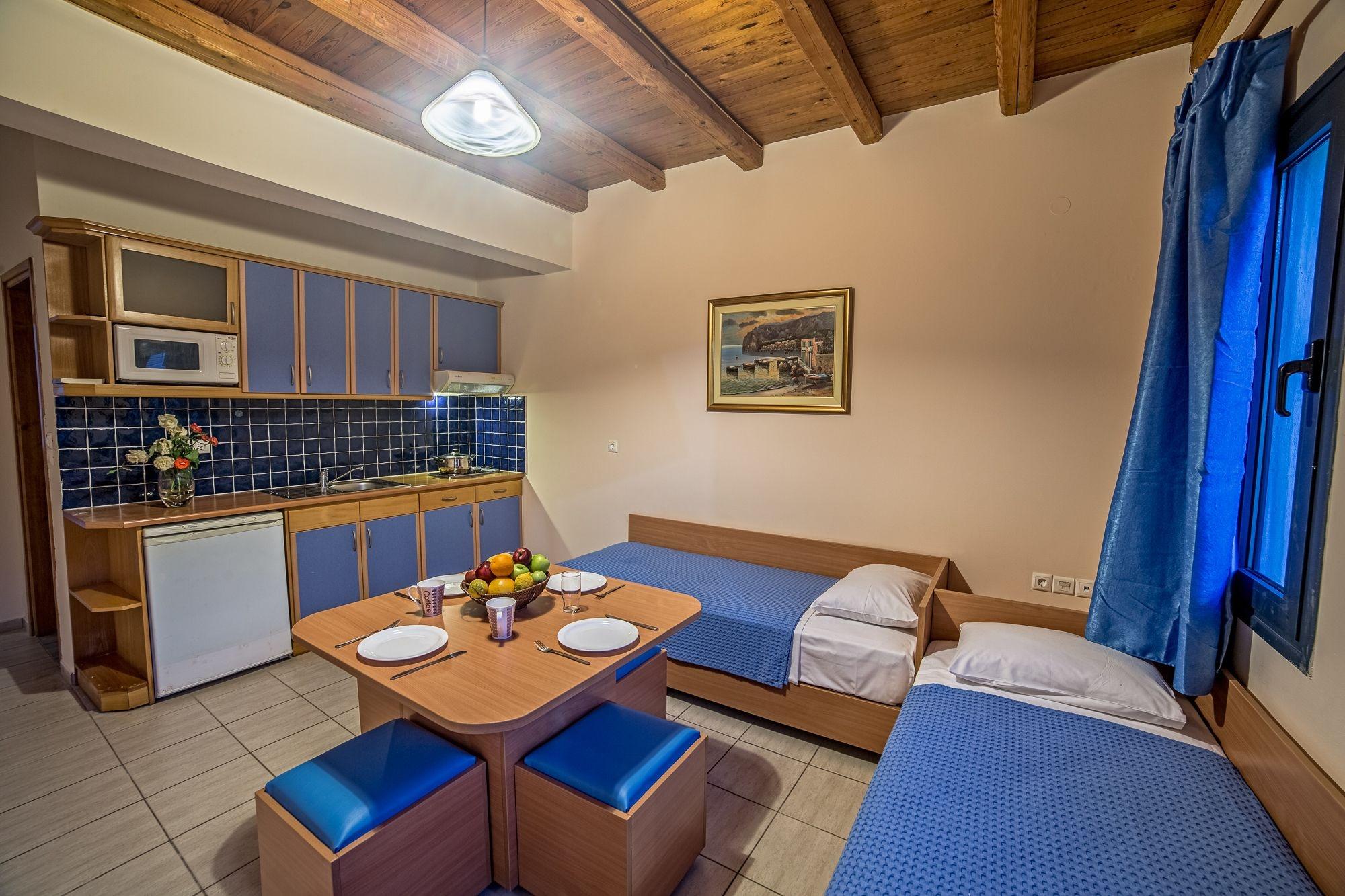 Blue Aegean Hotel & Suites Goúvai Ngoại thất bức ảnh