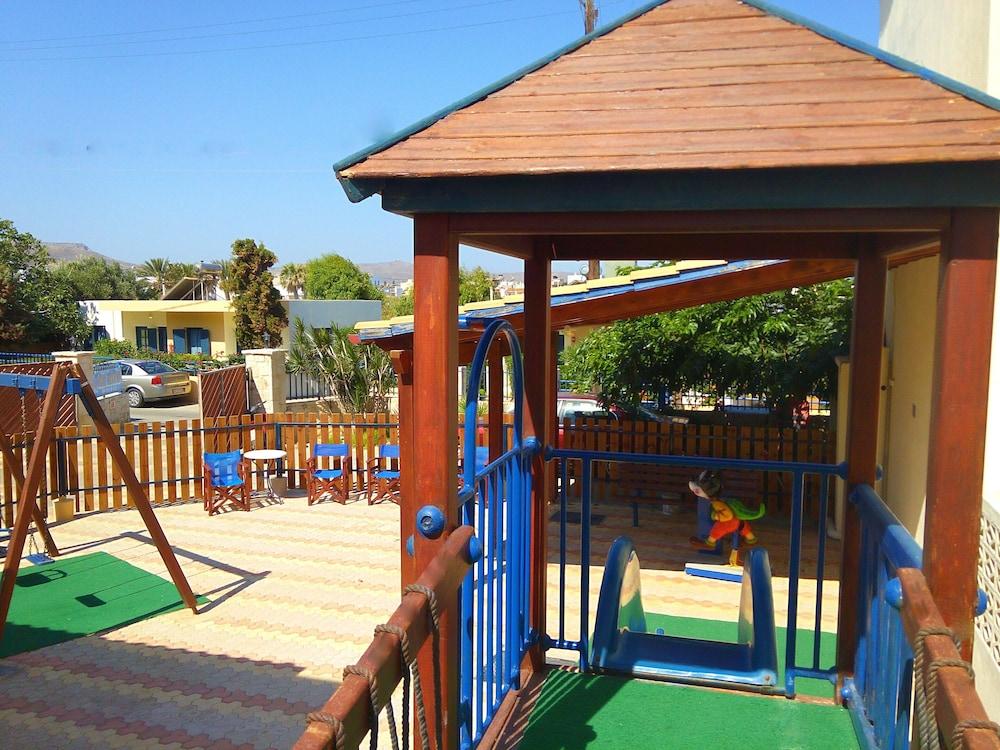 Blue Aegean Hotel & Suites Goúvai Ngoại thất bức ảnh