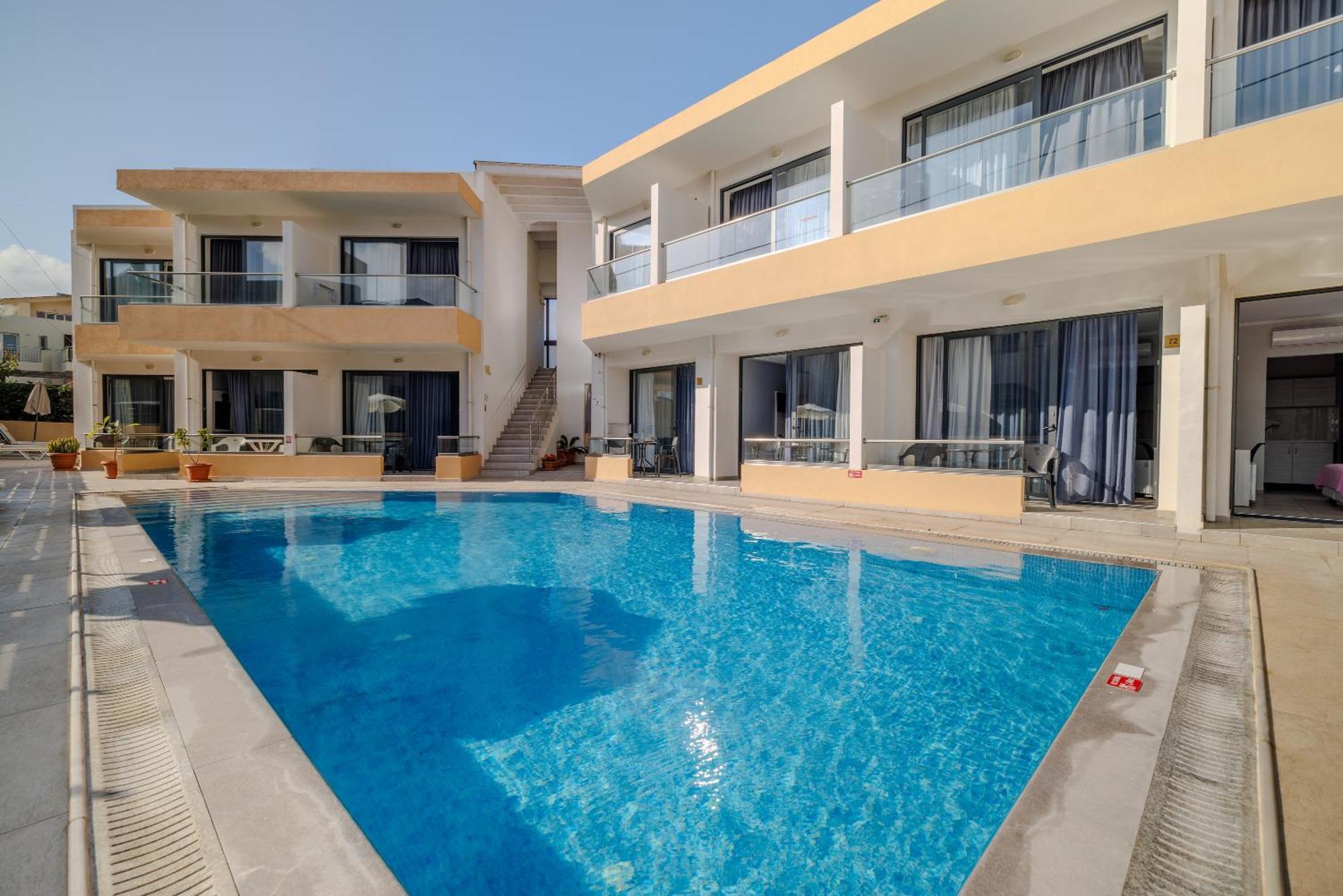 Blue Aegean Hotel & Suites Goúvai Ngoại thất bức ảnh